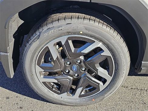 New 2025 Subaru Forester Premium image 7