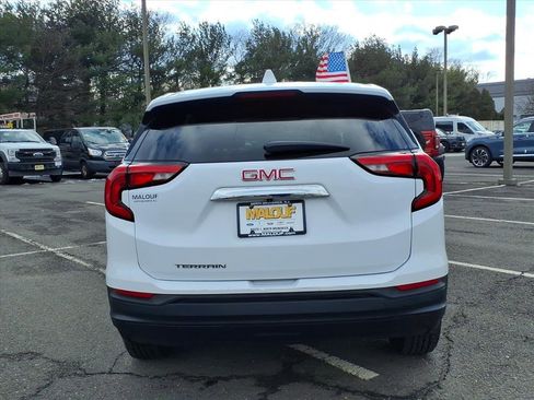 Used 2019 GMC Terrain SLE w/ LPO, Cargo Package image 6