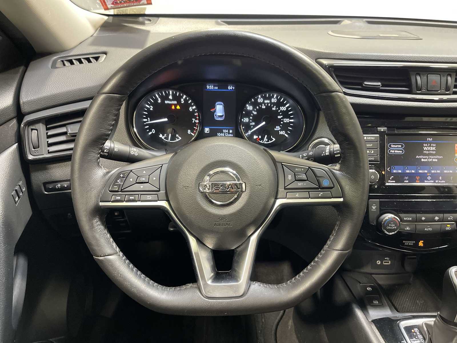 Used 2020 Nissan Rogue SV w/ Sun & Sound Touring Package AWD/4WD image 15