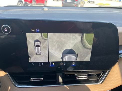 Used 2026 Chevrolet Equinox ACTIV w/ Convenience Package III FWD image 27