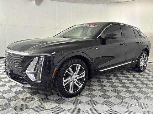 Used 2024 Cadillac Lyriq Tech RWD image 4