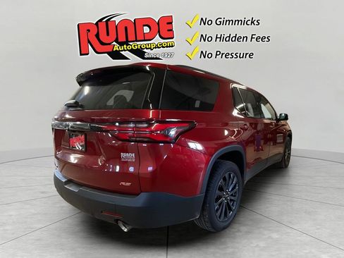 Used 2022 Chevrolet Traverse RS image 5