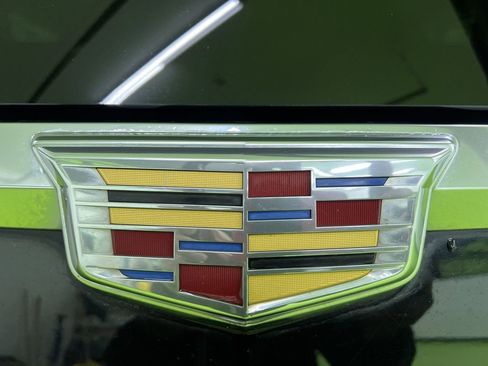 Used 2015 Cadillac Escalade ESV Premium AWD/4WD image 13