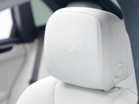 Used 2023 Porsche Macan GTS image 19