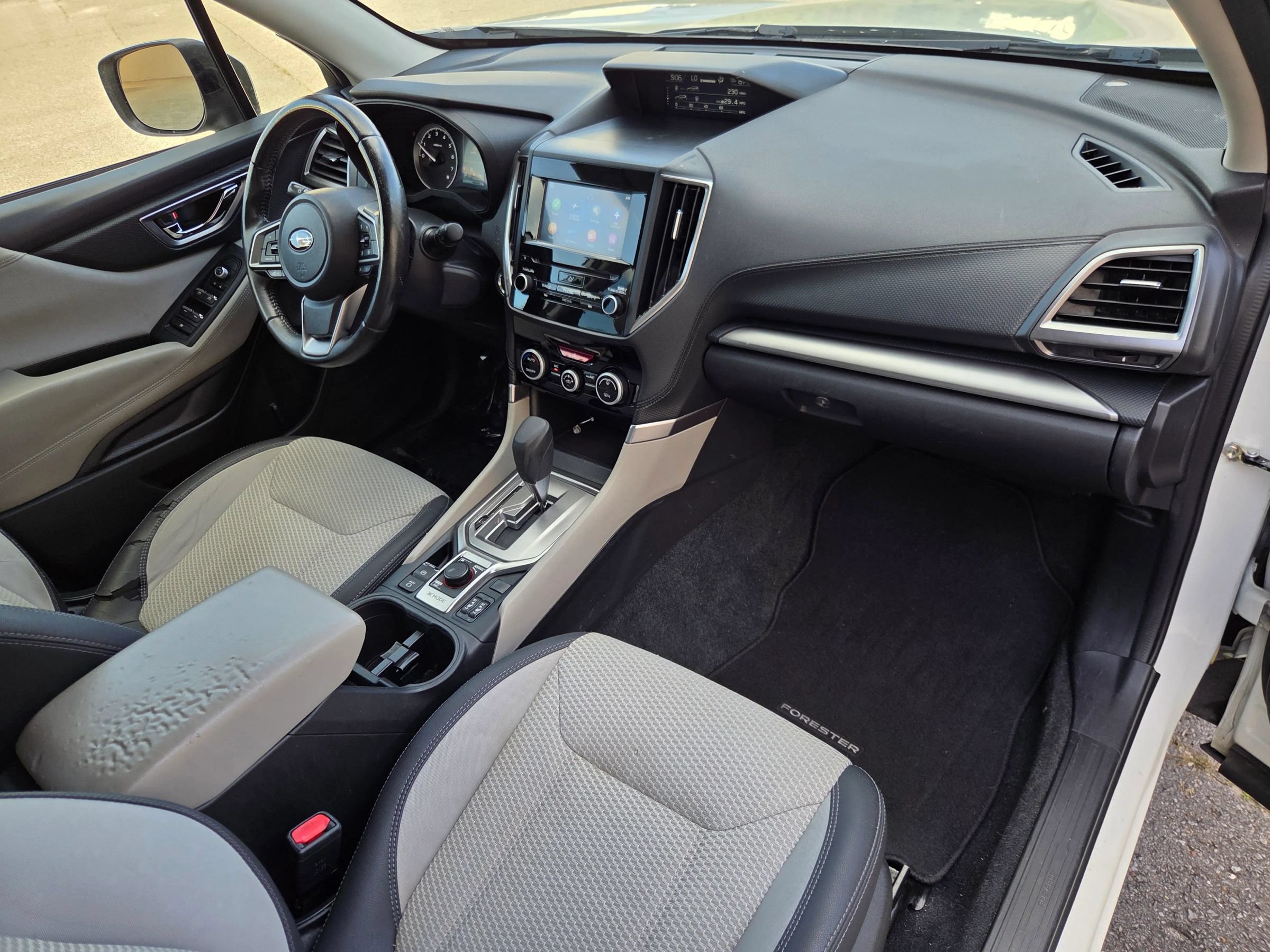 Used 2020 Subaru Forester Premium AWD/4WD image 17