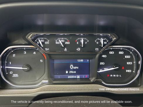 Used 2023 GMC Sierra 2500 SLT w/ SLT Convenience Package image 17