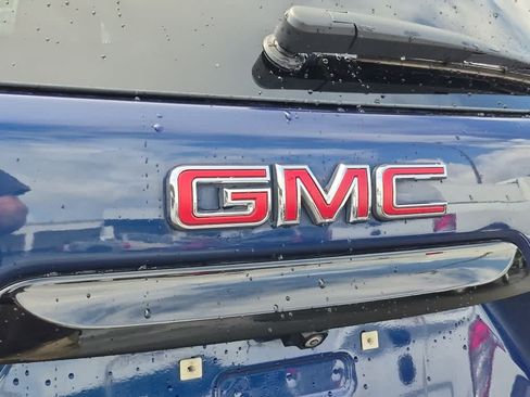 Used 2022 GMC Terrain SLE w/ Driver Convenience Package FWD image 23