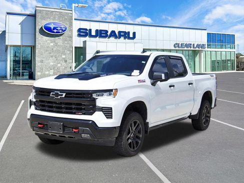 Used 2023 Chevrolet Silverado 1500 LT Trail Boss w/ LT Trail Boss Premium Package AWD/4WD image 3