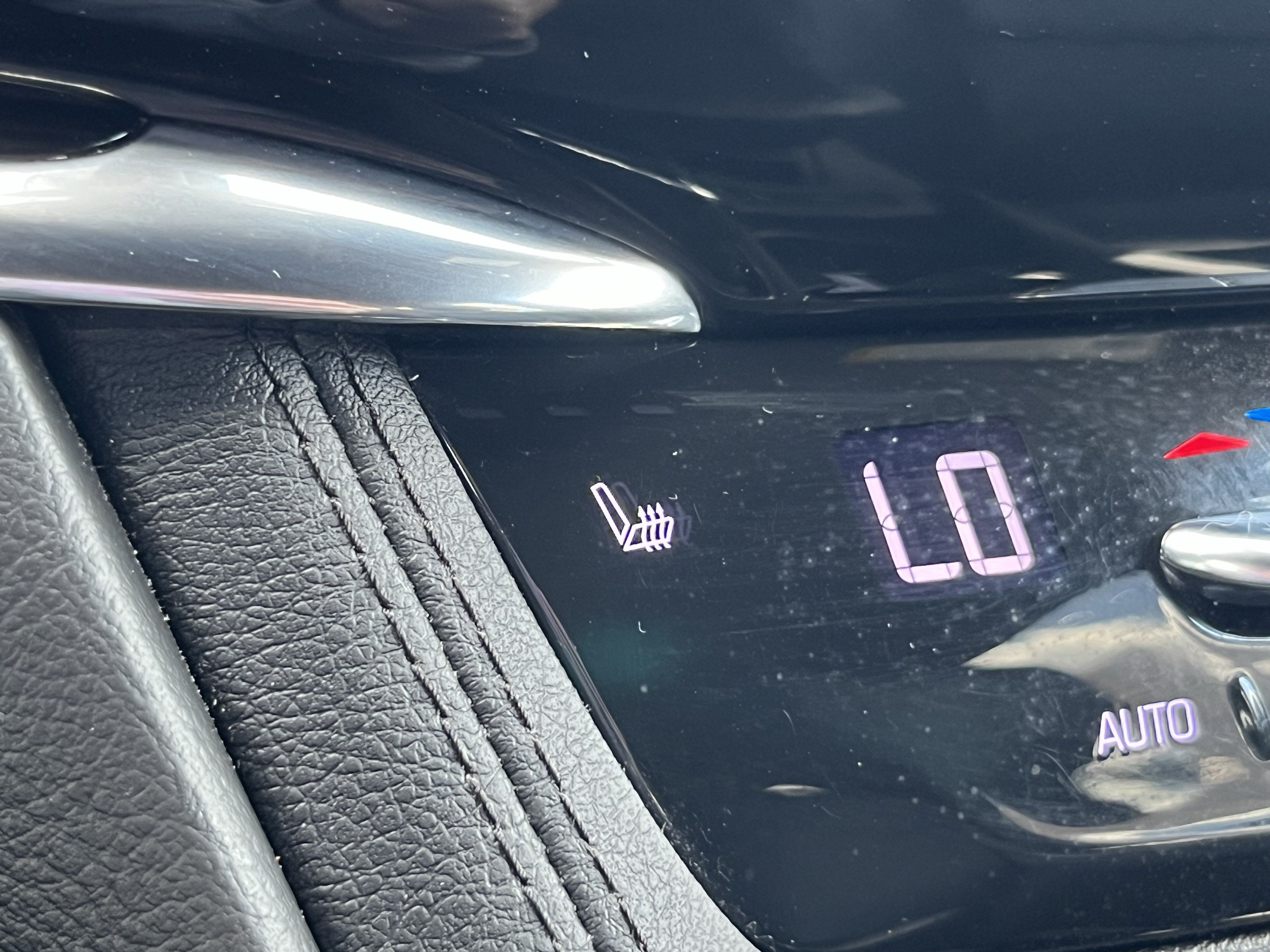 Used 2020 Cadillac XT6 Sport w/ LPO, Floor Liner Package AWD/4WD image 38