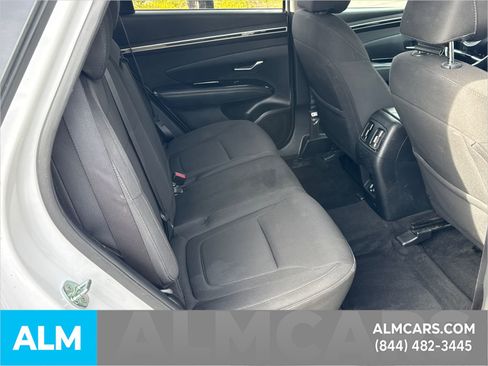 Used 2022 Hyundai Tucson SEL w/ Convenience Package image 18