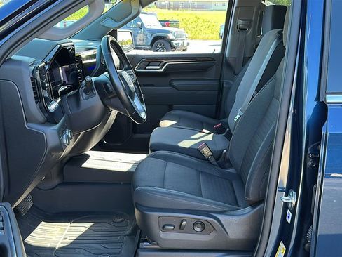 Used 2023 GMC Sierra 1500 SLE w/ Preferred Package AWD/4WD image 14