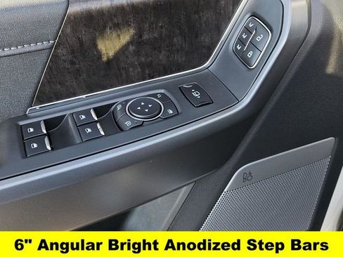 New 2026 Ford F250 Lariat w/ Chrome Package image 27