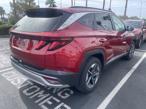 Used 2025 Hyundai Tucson SEL FWD image 3