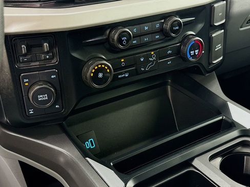 Used 2023 Ford F250 XLT image 18