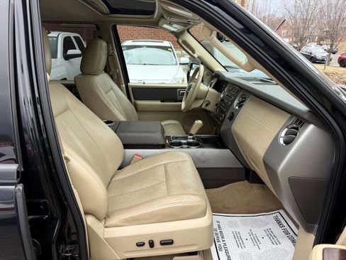 Used 2012 Ford Expedition XLT image 20