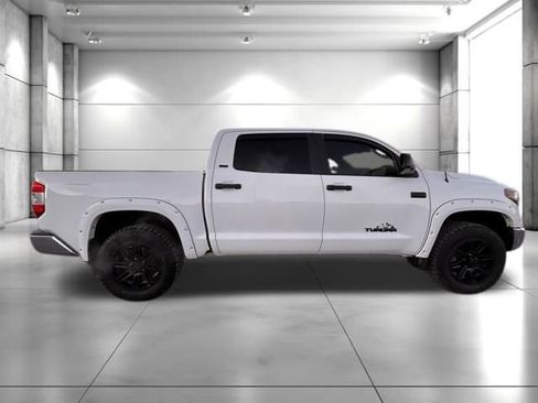 Used 2019 Toyota Tundra SR5 image 8