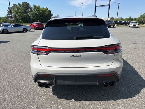 Used 2022 Porsche Macan AWD/4WD image 7