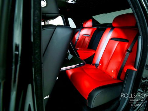 Used 2022 Rolls-Royce Ghost Black Badge image 19