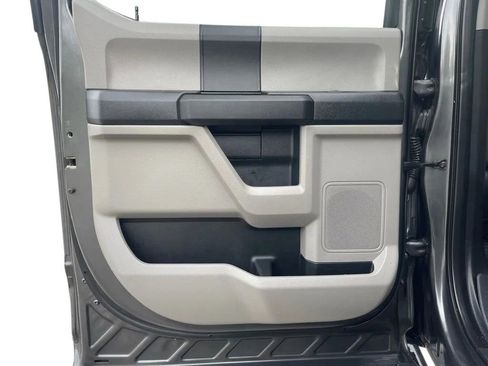 Used 2019 Ford F250 XL w/ STX Appearance Package AWD/4WD image 13