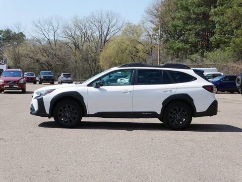 Used 2024 Subaru Outback Onyx Edition image 5