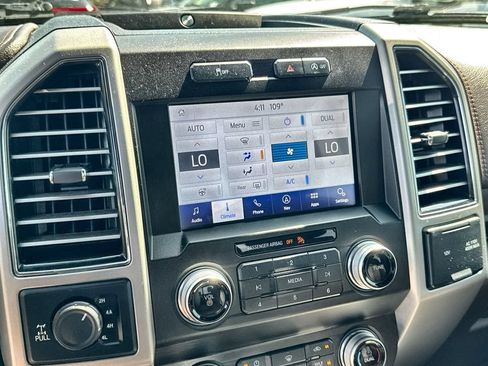 Used 2019 Ford F150 King Ranch w/ Equipment Group 601A Luxury AWD/4WD image 9