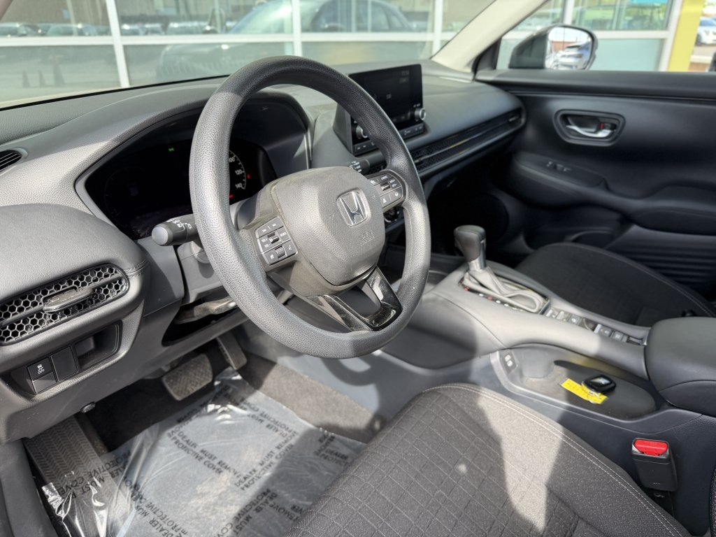Used 2024 Honda HR-V LX image 29
