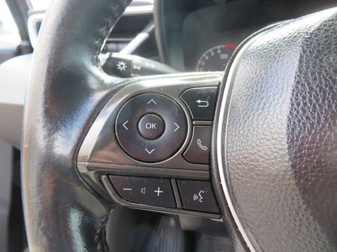 Used 2020 Toyota Corolla SE image 22