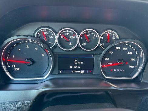 Used 2022 Chevrolet Silverado 3500 LT w/ Convenience Package image 13