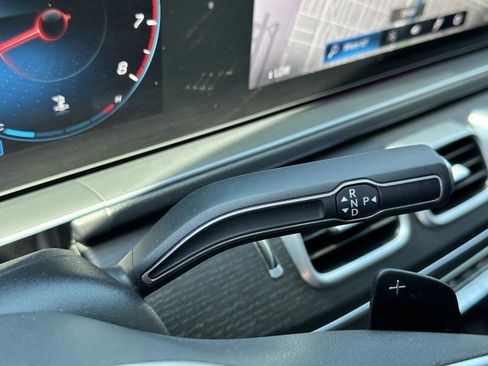 Used 2023 Mercedes-Benz GLE 350 4MATIC image 38