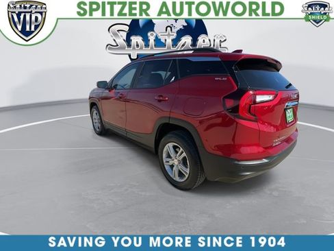 Used 2023 GMC Terrain SLE w/ Driver Convenience Package image 7