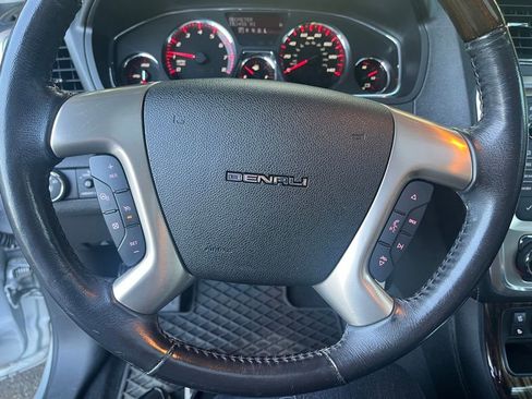 Used 2016 GMC Acadia Denali AWD/4WD image 11