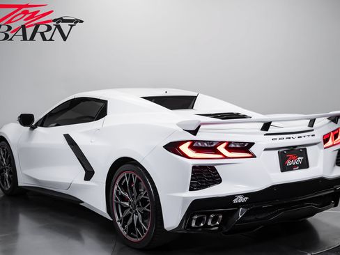 Used 2025 Chevrolet Corvette Stingray Preferred Conv w/ Z51 Performance Package RWD image 11