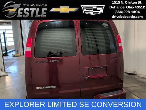 Used 2021 Chevrolet Express 2500 LS w/ Enhanced Convenience Package RWD image 4