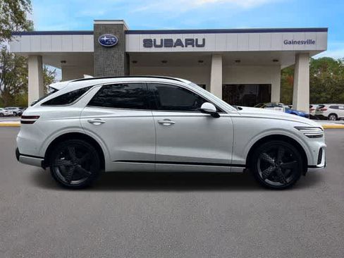 Used 2023 Genesis GV70 2.5T w/ Sport Prestige Package AWD/4WD image 7