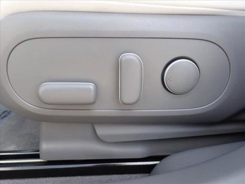 Used 2023 Hyundai Ioniq 5 SEL image 13