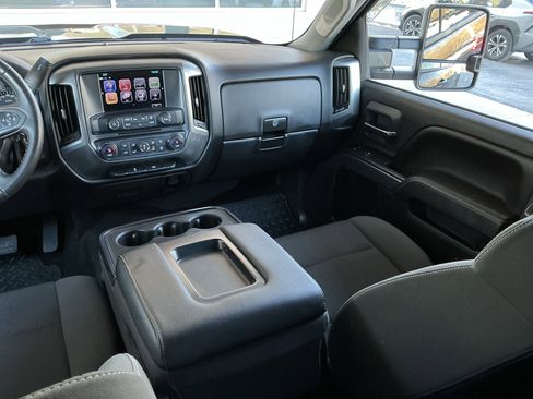 Used 2017 Chevrolet Silverado 2500 LT w/ All Star Edition image 16