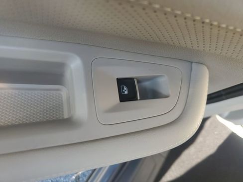 New 2026 Volkswagen Atlas SEL Premium R-Line image 14