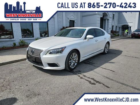 Used 2016 Lexus LS 460 w/ Comfort Package RWD image 1