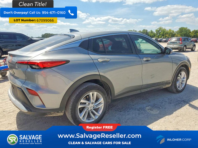 Used 2024 Buick Envista Preferred w/ Advanced Safety Package FWD image 4