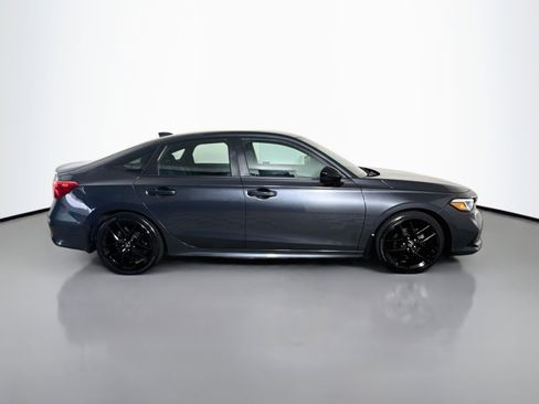 Used 2023 Honda Civic Sport image 11