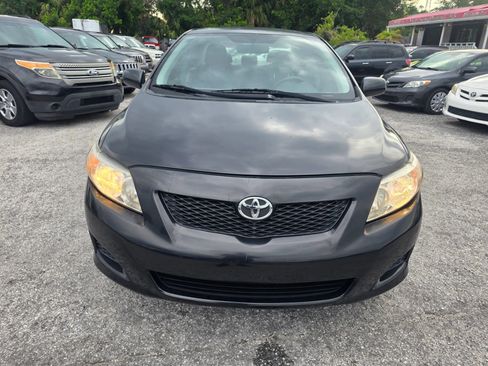Used 2010 Toyota Corolla LE FWD image 2