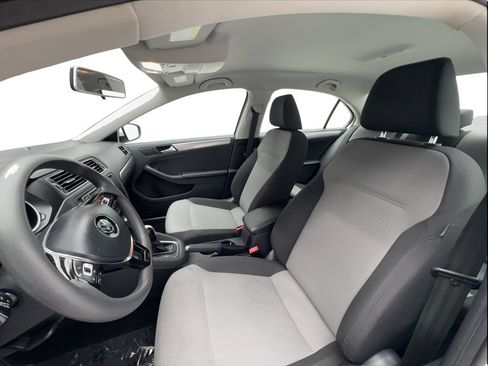 Used 2018 Volkswagen Jetta S FWD image 18