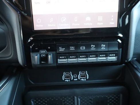 New 2026 RAM 3500 Laramie w/ Night Edition AWD/4WD image 31