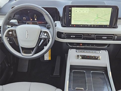New 2026 Lincoln Aviator Reserve w/ Illumination Package image 25