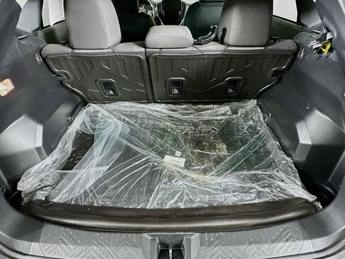 Certified 2024 Subaru Crosstrek 2.0i Premium image 33