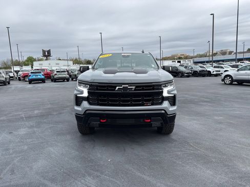Used 2024 Chevrolet Silverado 1500 LT Trail Boss w/ Convenience Package II AWD/4WD image 8