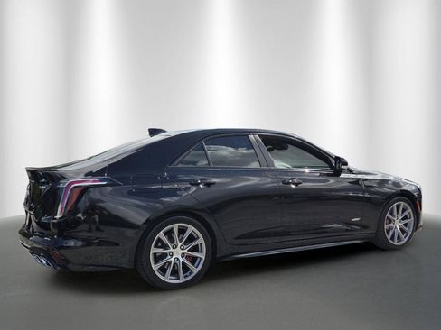 Used 2020 Cadillac CT4 V w/ Climate Package RWD image 7