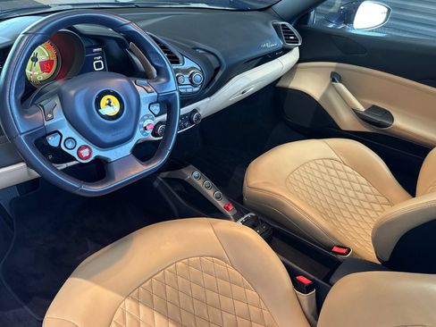 Used 2018 Ferrari 488 Spider RWD image 6