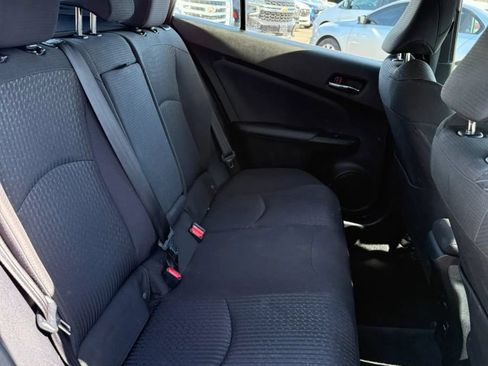 Used 2016 Toyota Prius Three FWD image 6