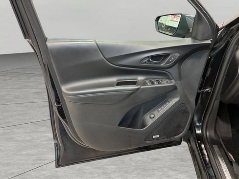 Used 2019 Chevrolet Equinox Premier image 9